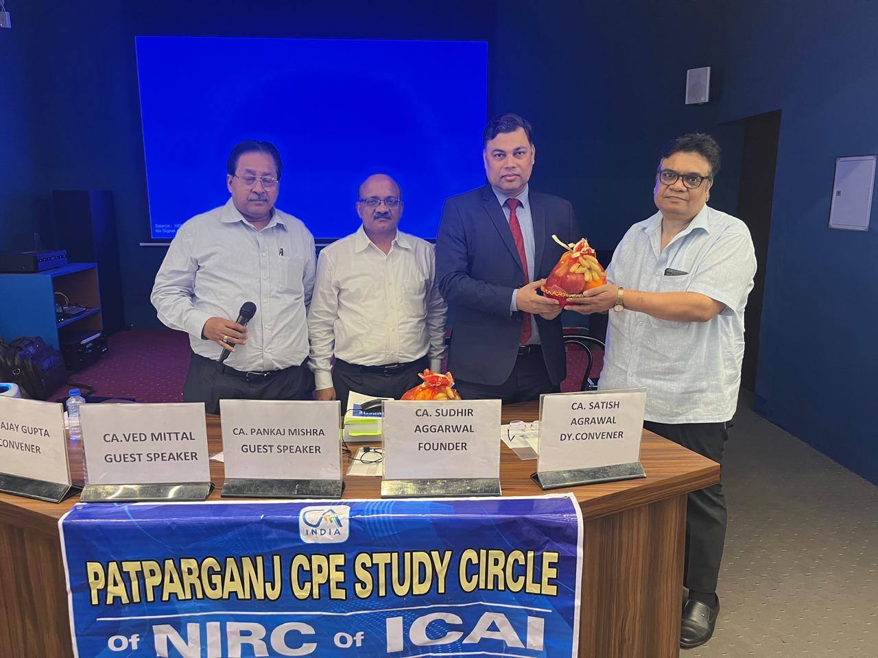 494758392_10237960951426903_5781345014646888407_n