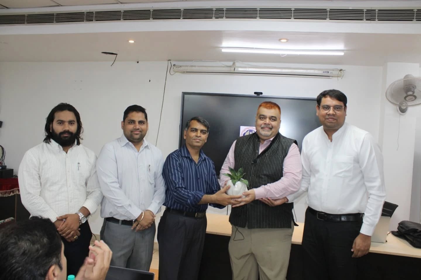 506315950_18045407018541377_6761001039339668140_n