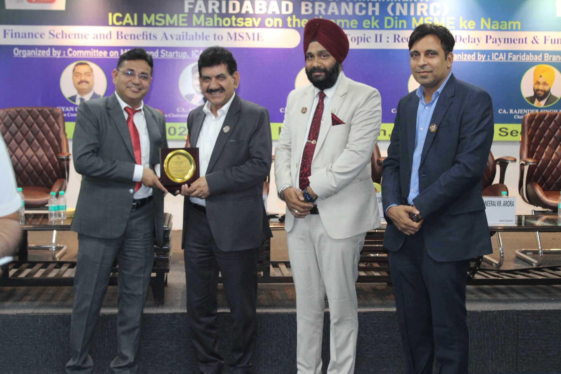 515066033_23983460568010444_8747645483013400790_n