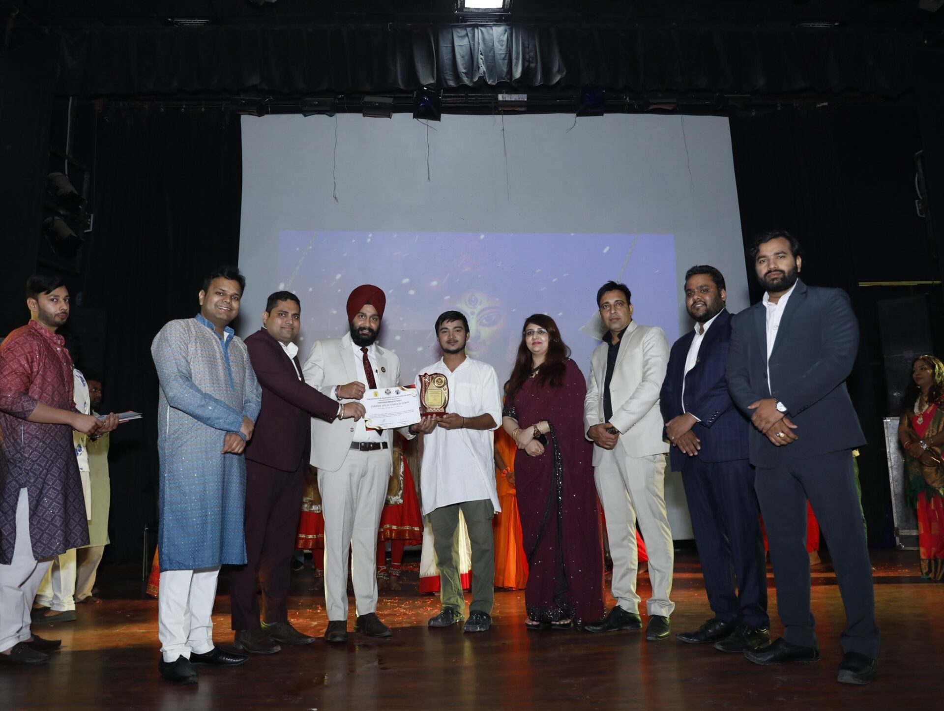 565146889_25013487978284331_5333472852511491721_n