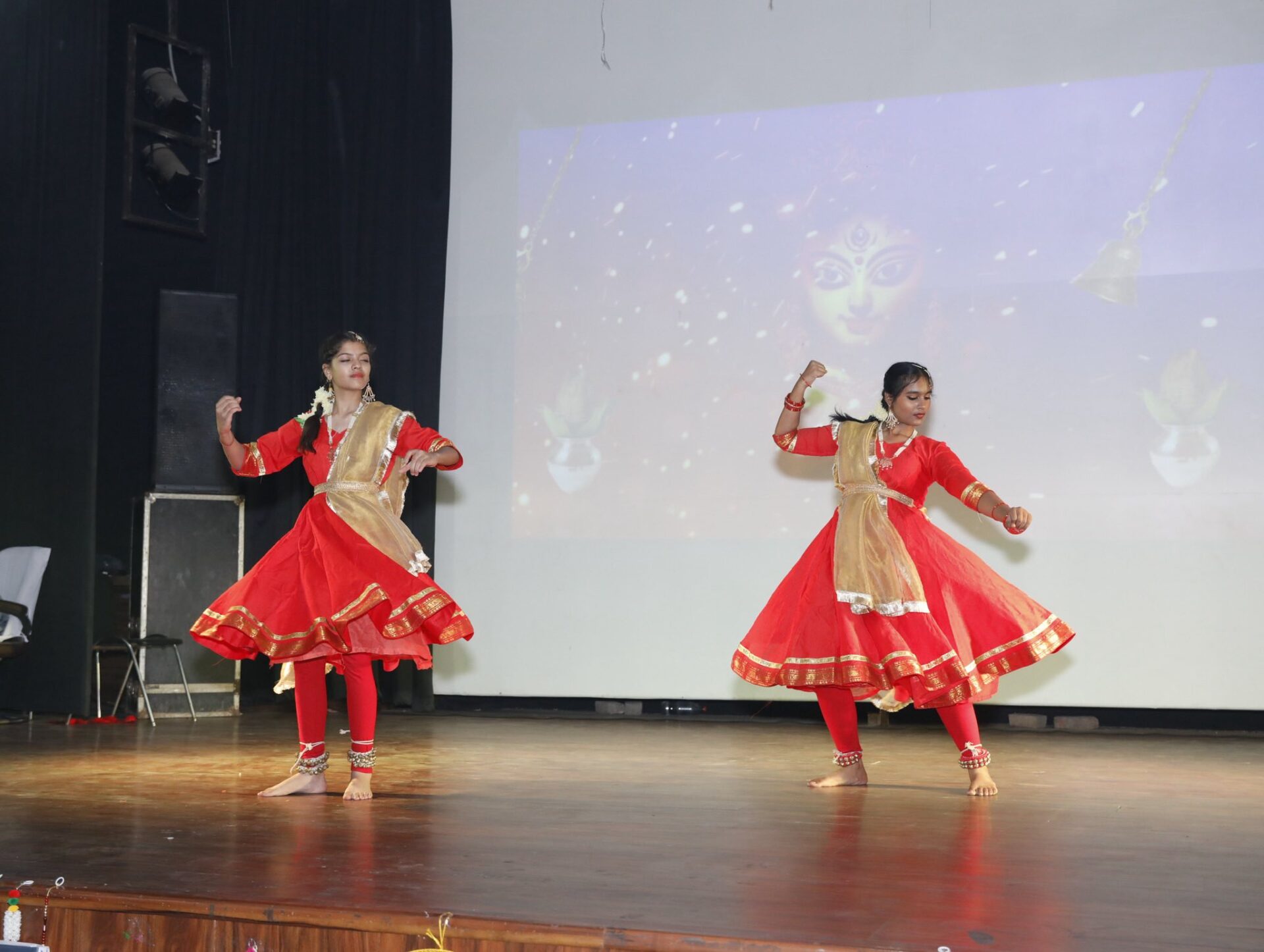 565168372_25013488438284285_802157920779037785_n