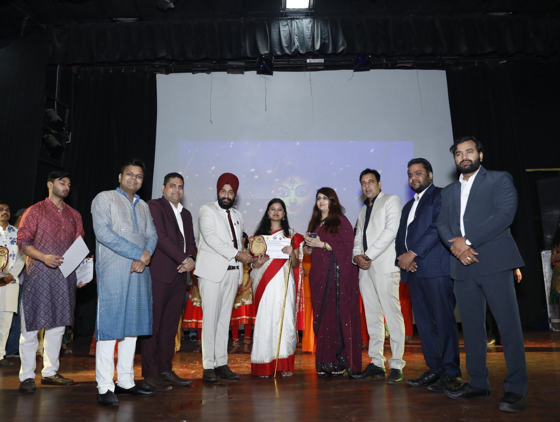 565654070_25013487501617712_310249116616490590_n